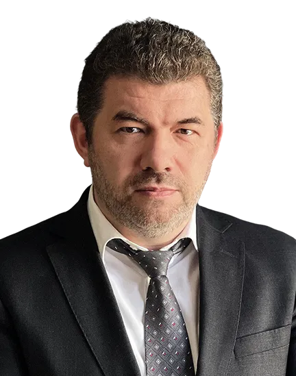 Олег Казанов