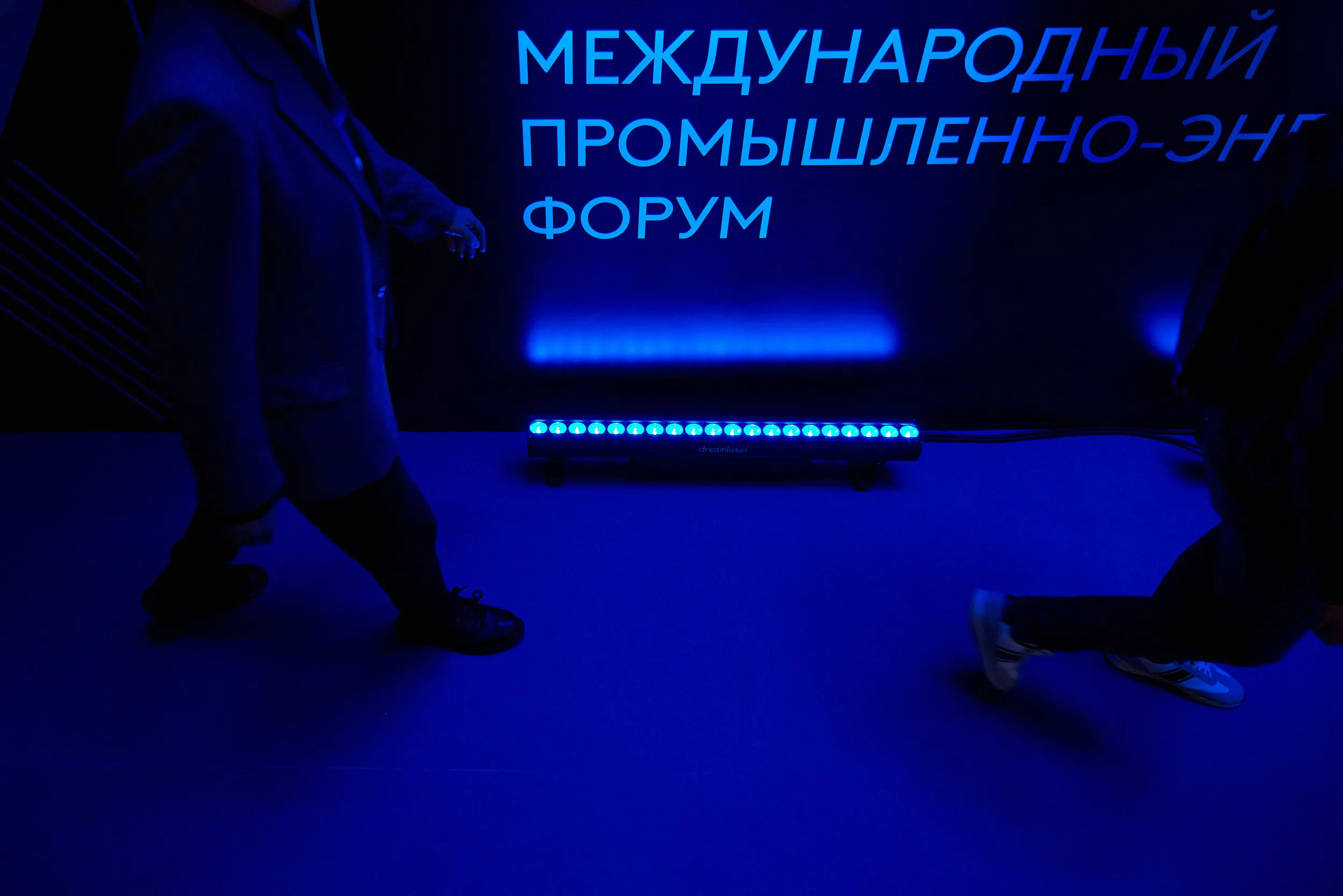 Сбер представил новые возможности платформы для создания и управления ИИ-агентами GigaCowork