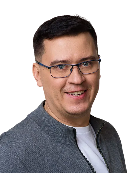 Анатолий Комаров